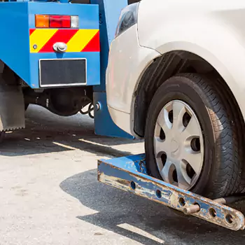 Wrecker Wheel Lift in Brooklyn, NY